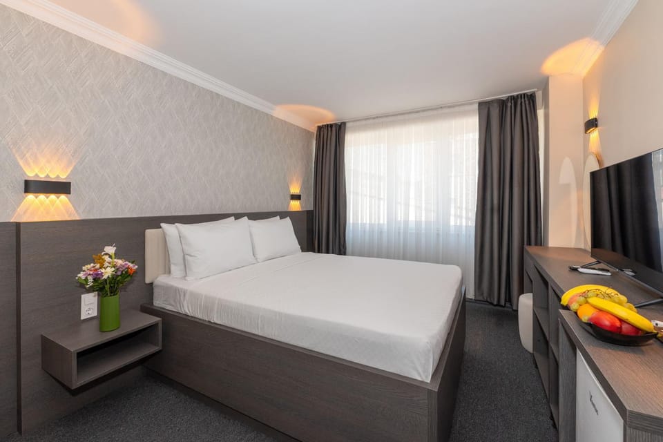 Bed, Photo of the whole room