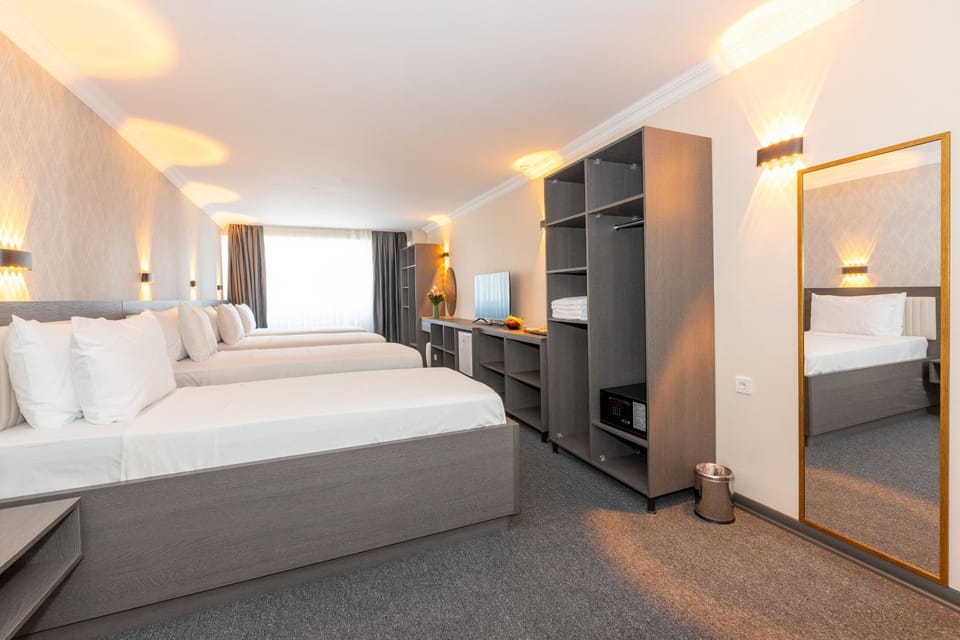 Bed, Photo of the whole room