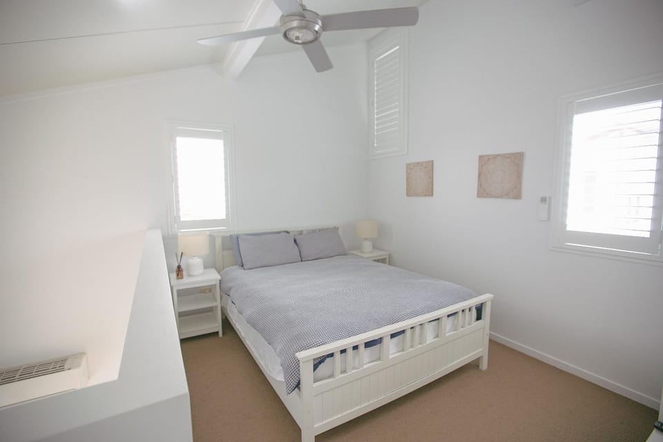 Beachside Escape 200m From Ocean House in Tweed Heads