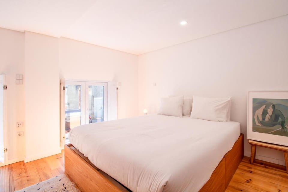 Chic Campanhã Home w Free Parking by LovelyStay Apartment in Porto