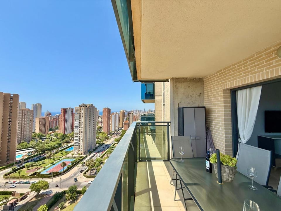 Kronos 16 Seaside Serenity Apartment in Benidorm
