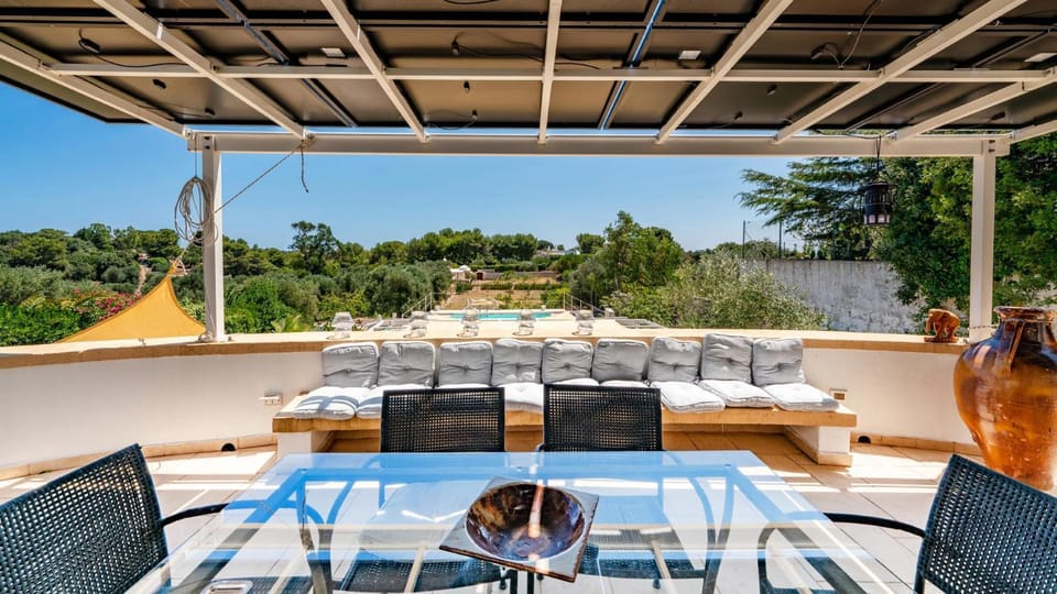 Balcony/Terrace, Swimming pool
