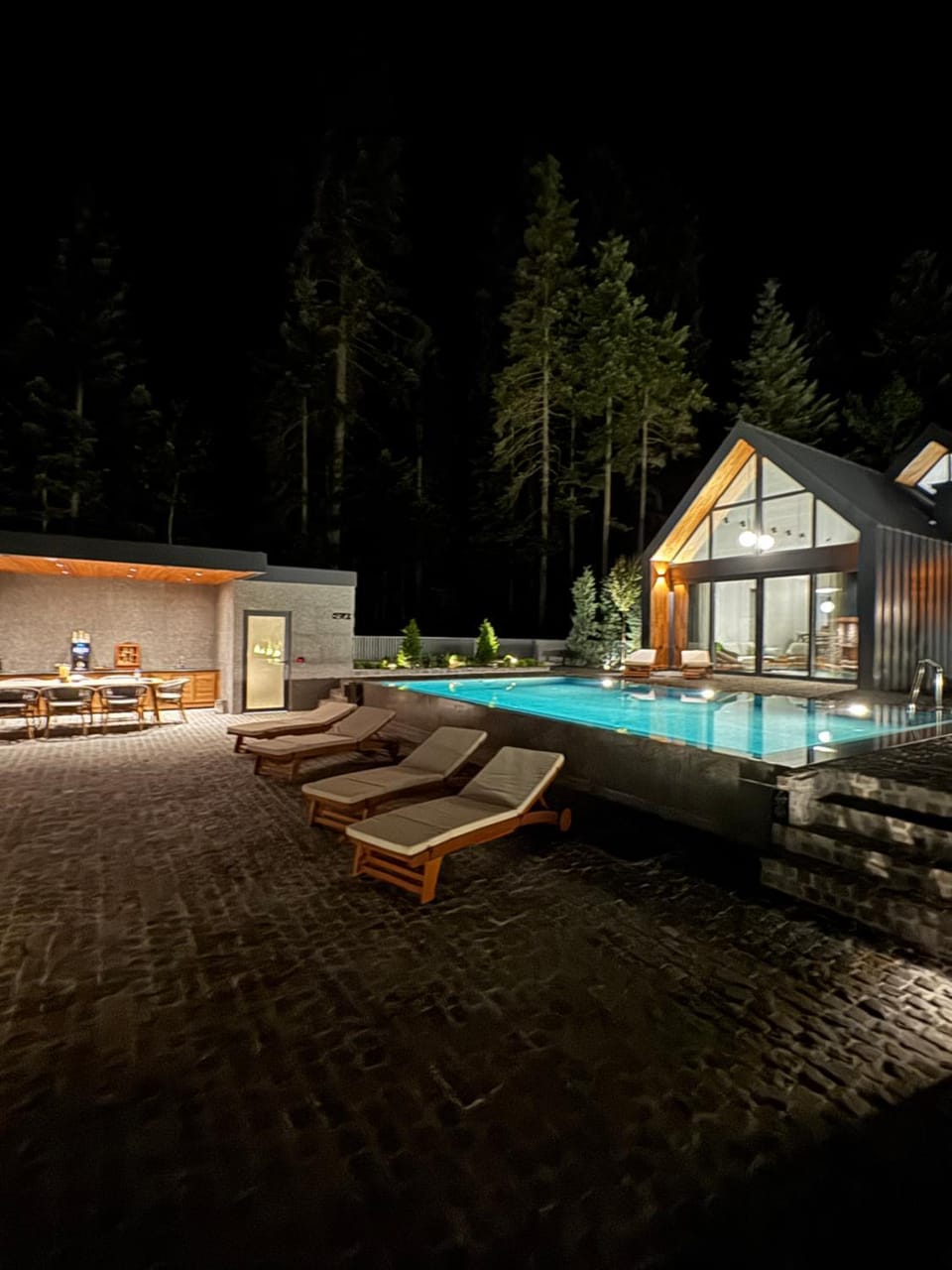 Garden Hill Mitrovac na Tari Villa in Zlatibor District, Serbia