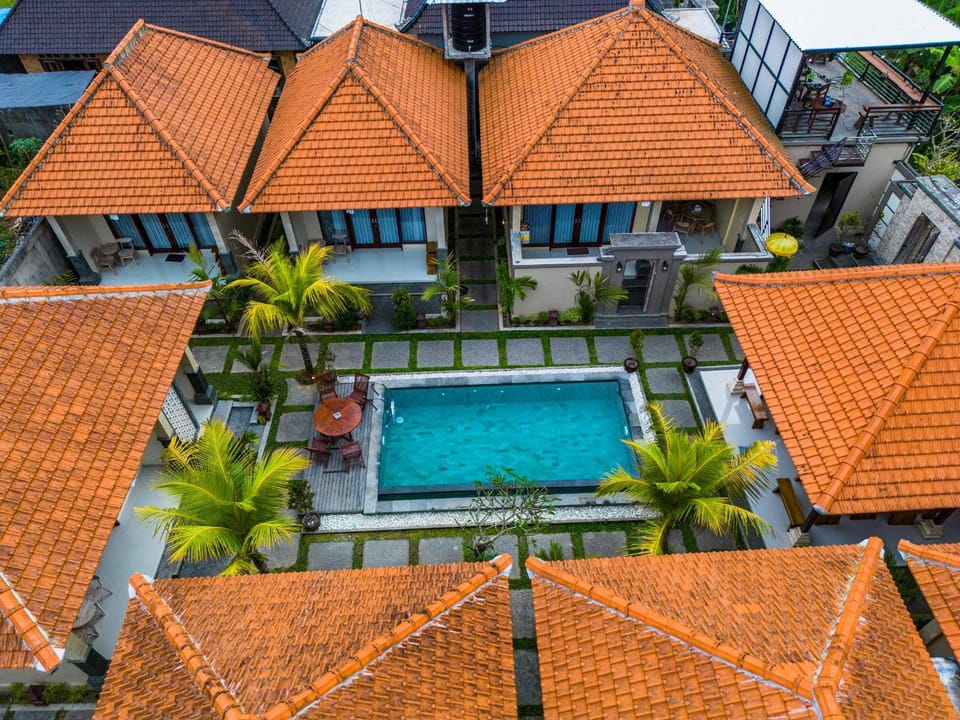 Property building, Pool view, Swimming pool