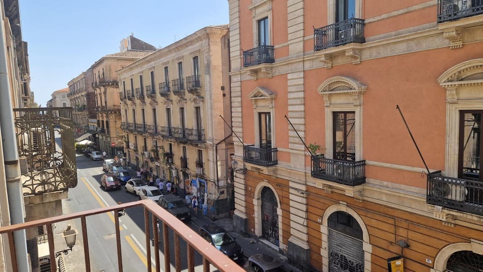 Property building, Day, Neighbourhood, City view, Street view, Location