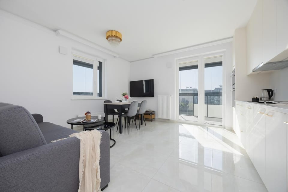 Communal lounge/ TV room, TV and multimedia, Kitchen or kitchenette, Living room, Seating area, Dining area