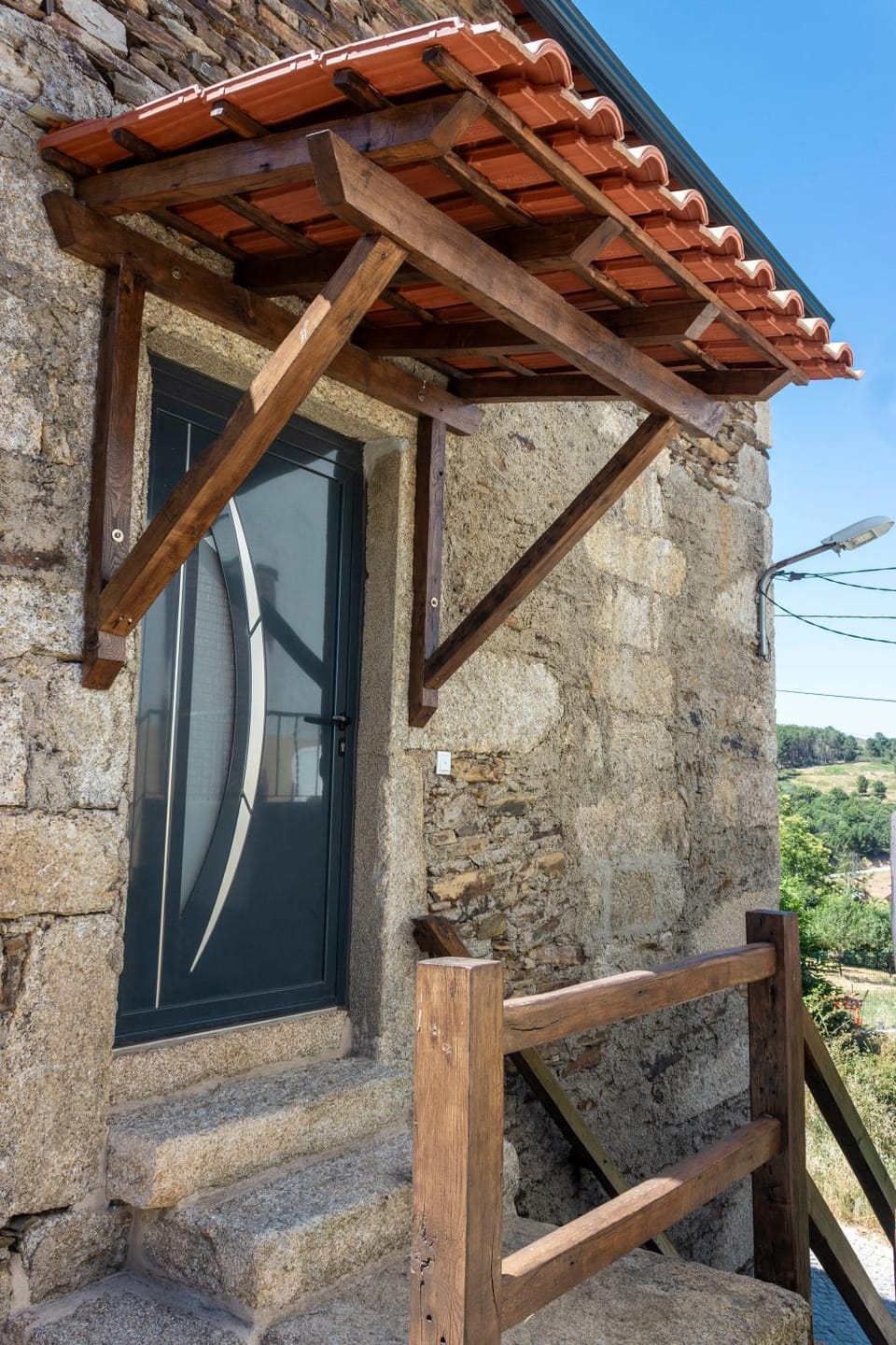 Casa da Ladeira House in Portugal