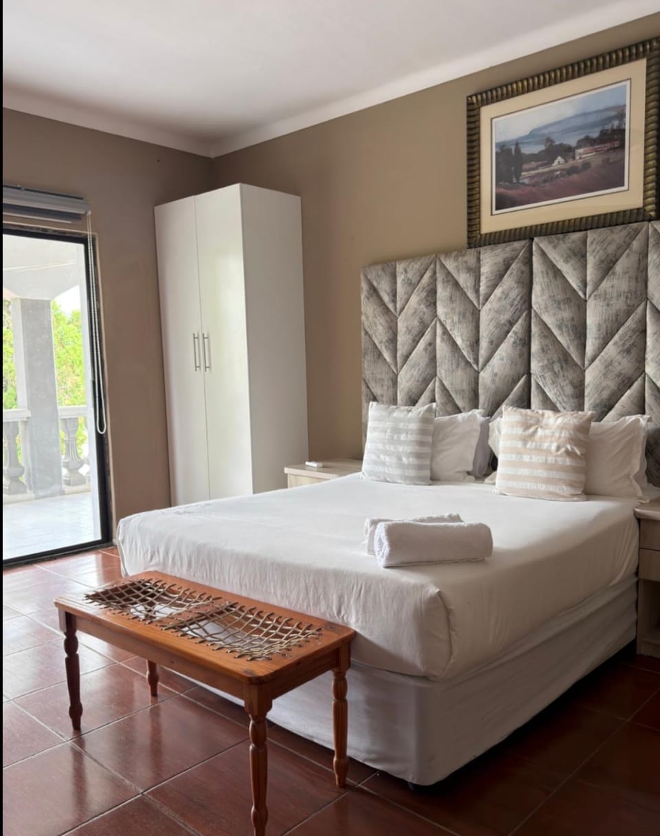Meeting Kingdom Luxury Guest House Bed and Breakfast in Gauteng
