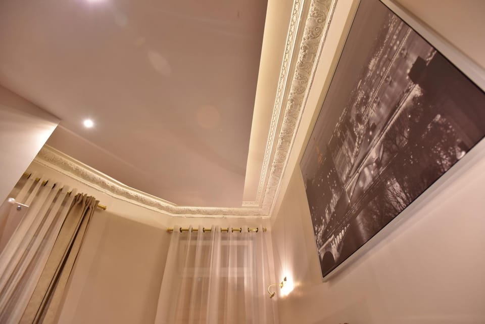 Living room, Decorative detail
