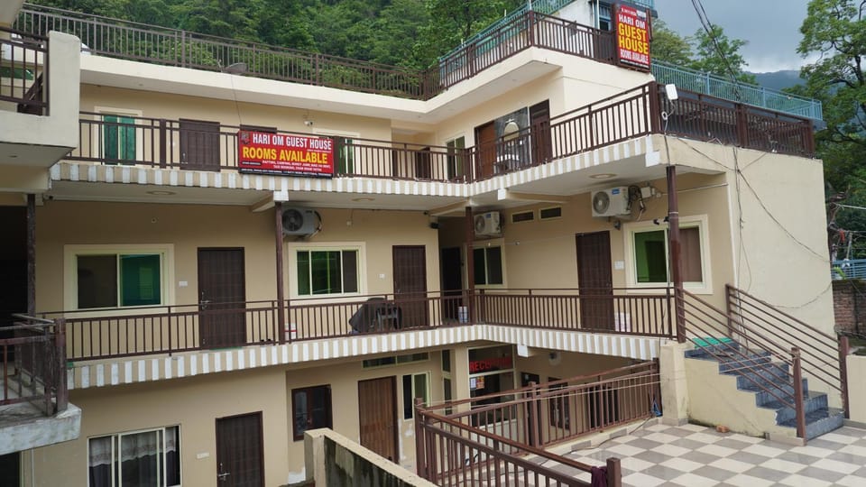 Property building, Balcony/Terrace