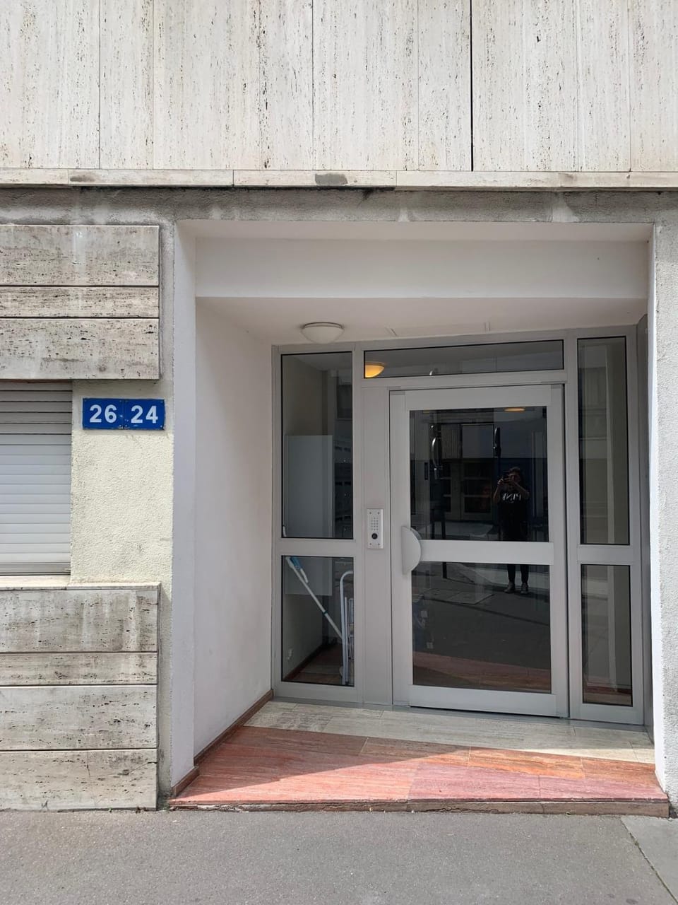 Property building, Facade/entrance