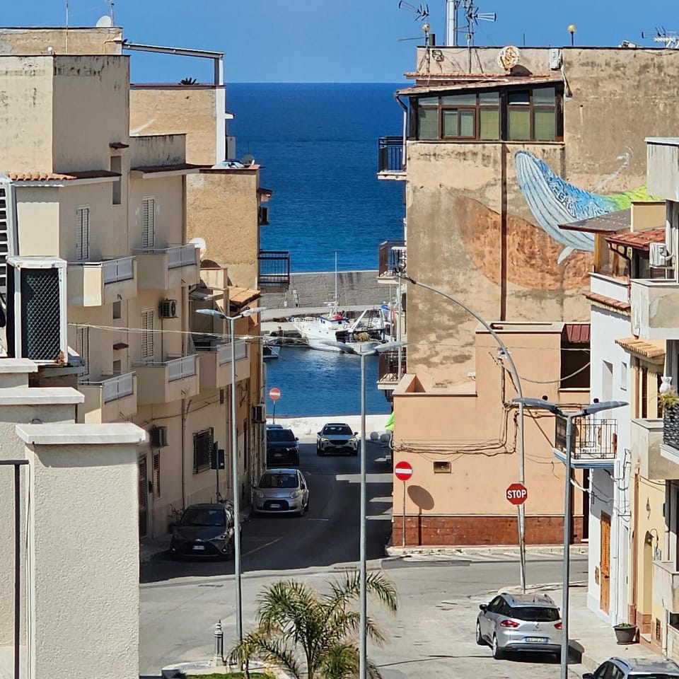 Hakuna matata Apartment in Terrasini