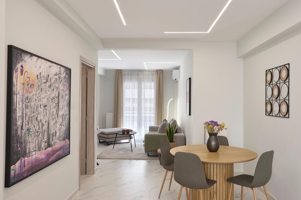 Living room, Dining area
