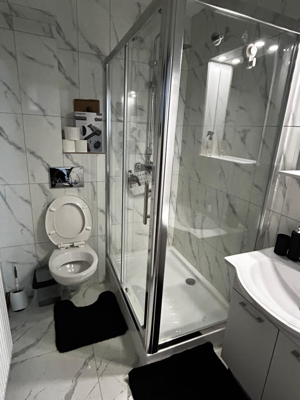 Cabana Boema Râușor House in Serbia