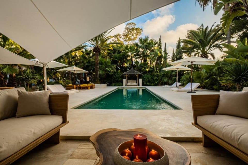 Exclusive 5 Bedroom Villa in Ibiza City, 1266 Villa in Ibiza