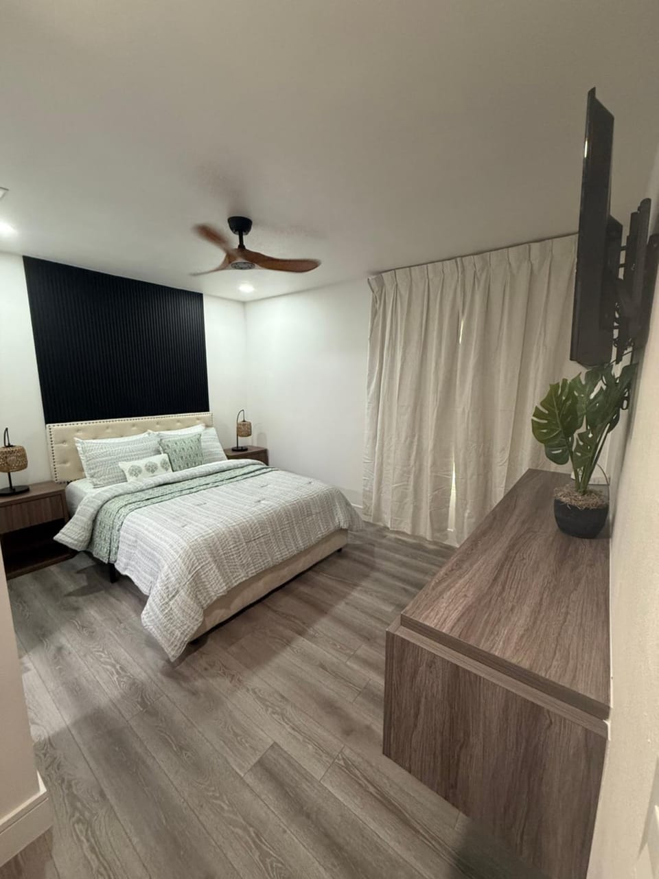 Luxury apartments Apartment in Lake Magdalene