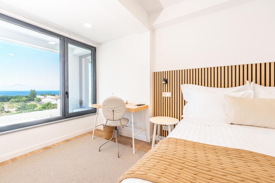 Bed, Balcony/Terrace, Photo of the whole room, Bedroom, Sea view
