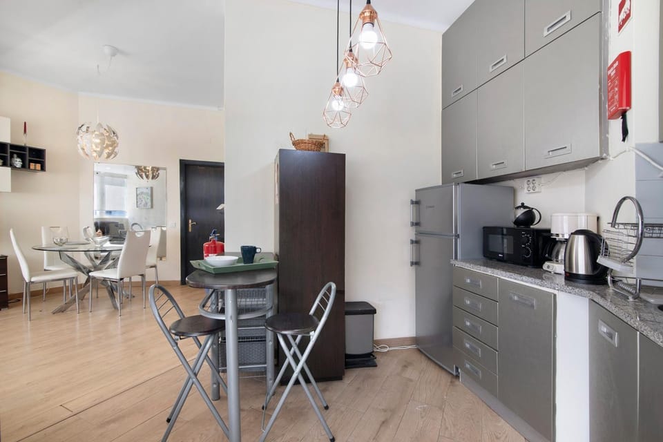 Property building, Kitchen or kitchenette, Living room