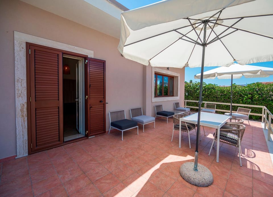 Patio, View (from property/room), Dining area