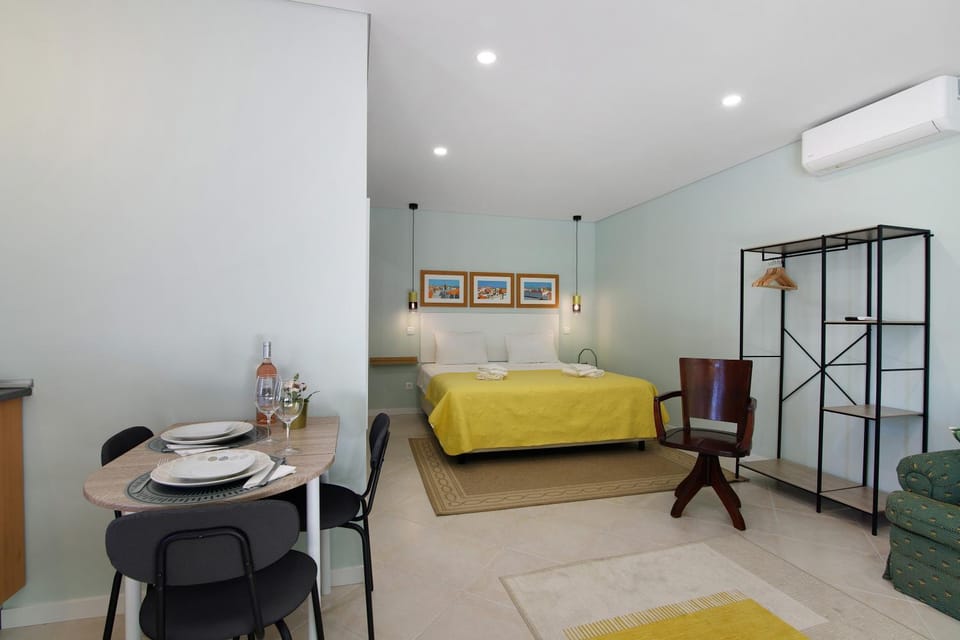 Property building, Living room, Bedroom