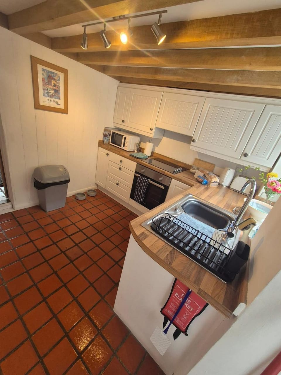 Lime Kiln Quay Cottage House in Mid Suffolk District