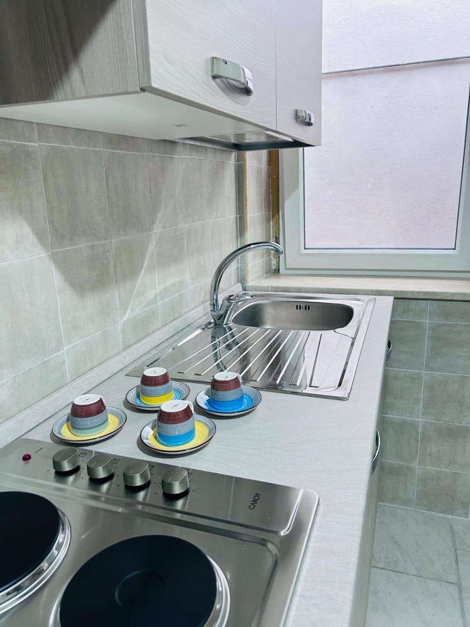 Kitchen or kitchenette, stove