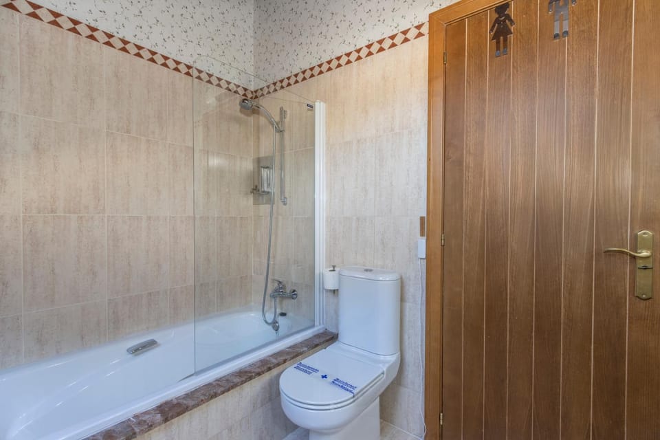 Bathroom, Living room