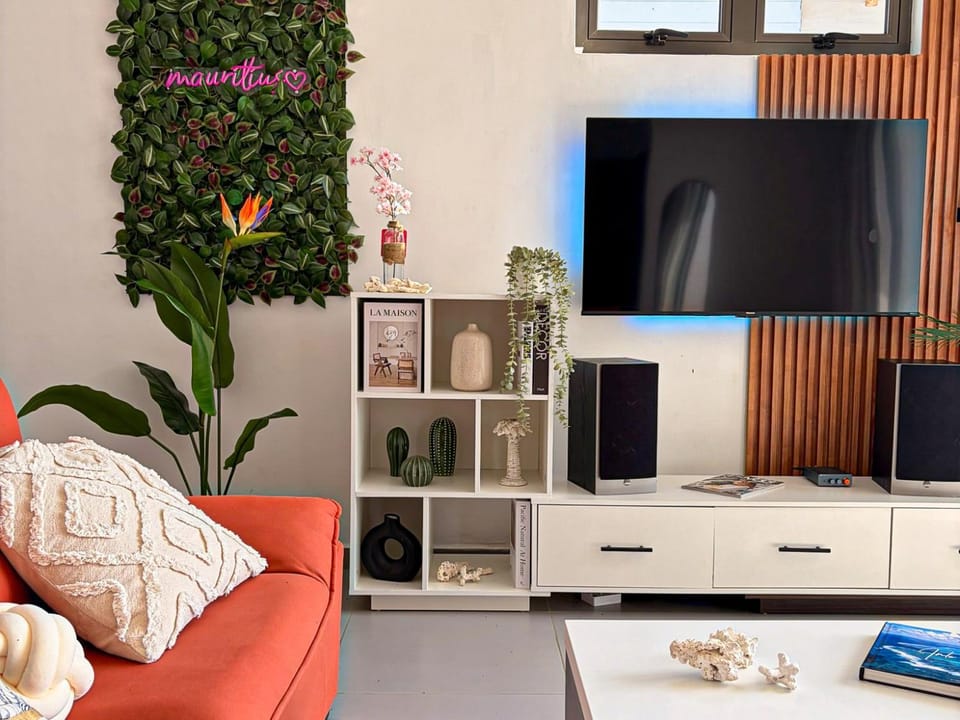 TV and multimedia, Living room