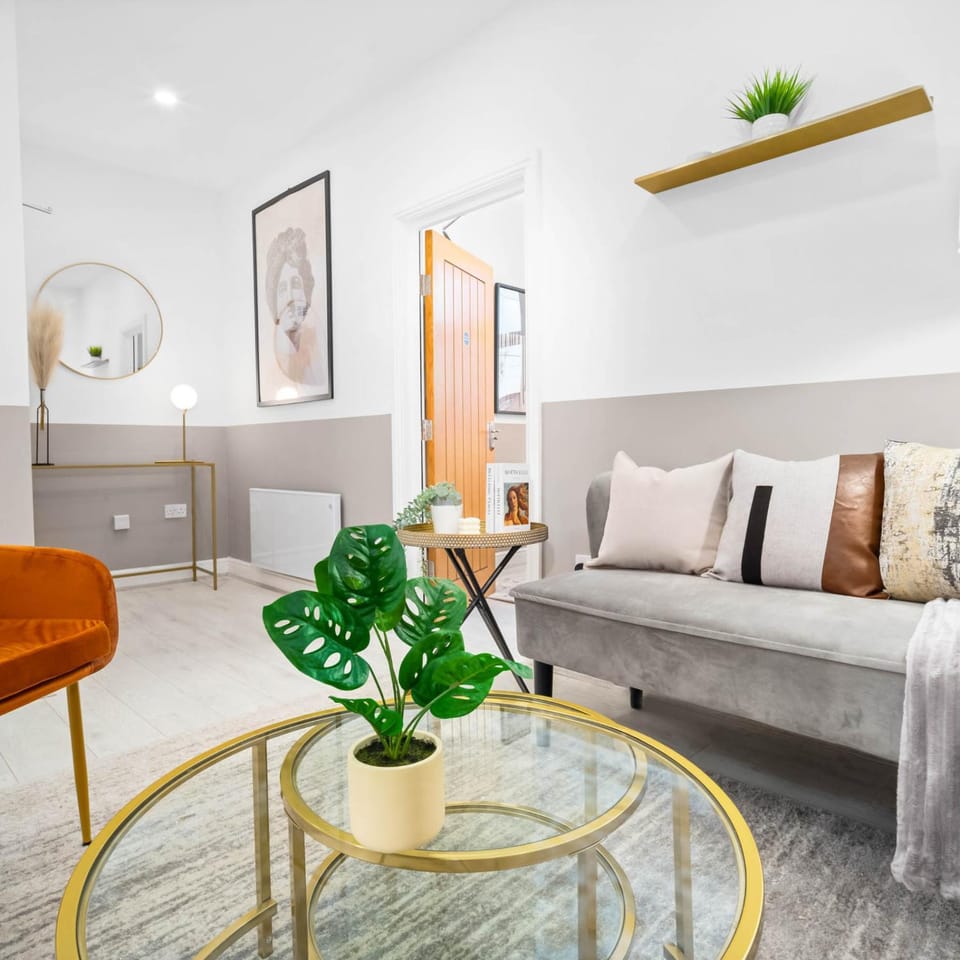 Living room, Photo of the whole room, Seating area