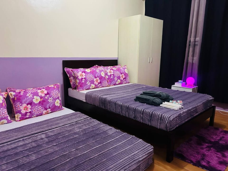 Charming Condo in Davao City Perfect for Families and Groups House in Island Garden City of Samal