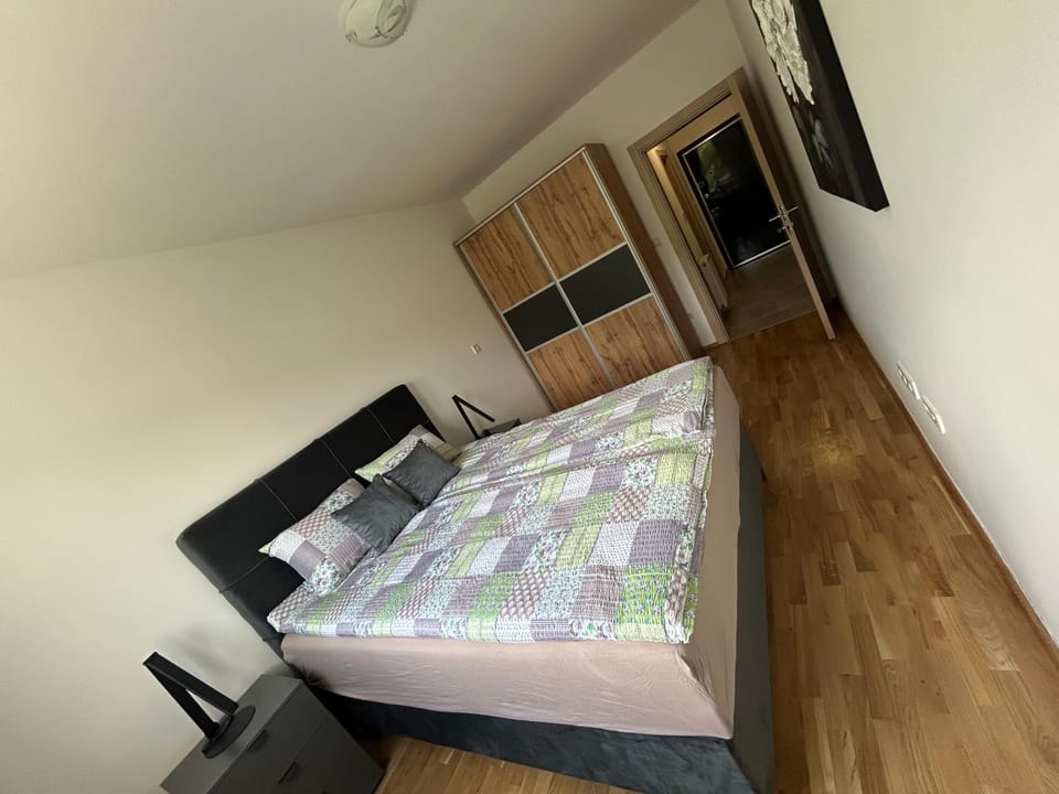 Bed, Bedroom, wardrobe