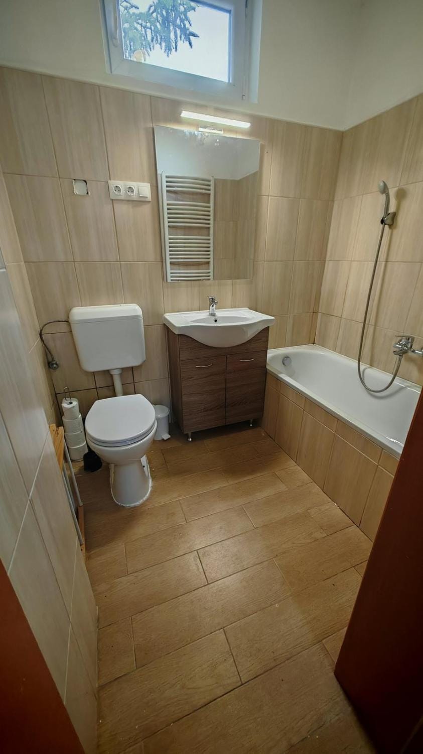 Toilet, Bathroom, Bath