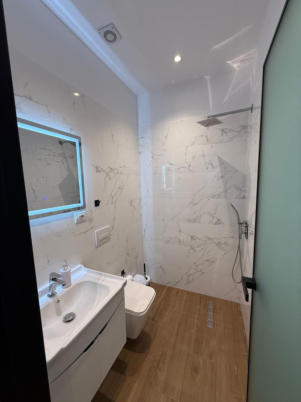 D&H rooms Hotel in Vlorë County, Albania