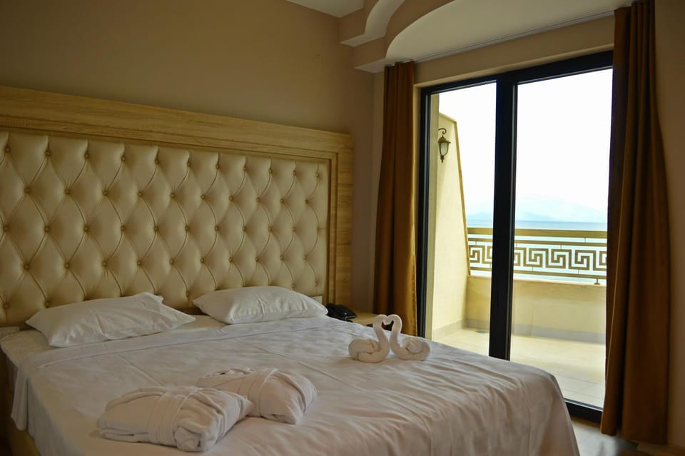 Bed, Balcony/Terrace