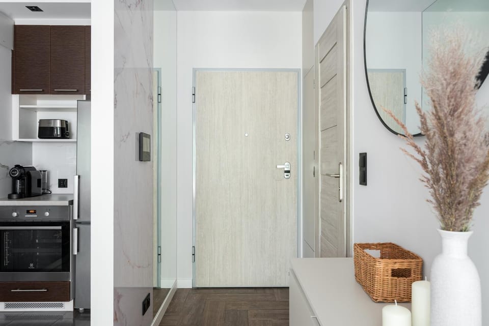 Kitchen or kitchenette, wardrobe