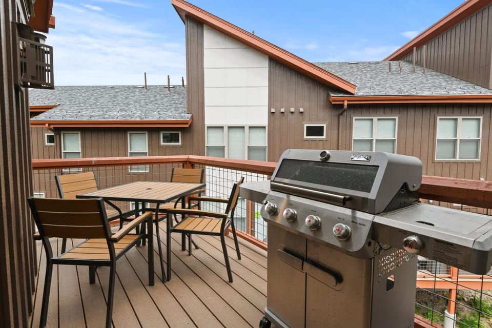 Patio, BBQ facilities