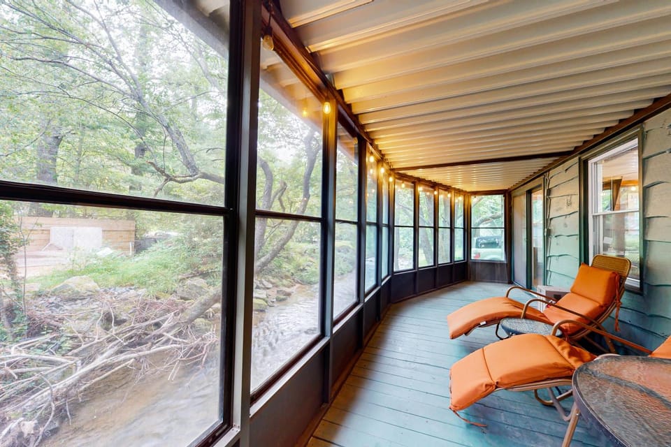 Bamboozled House in Watauga