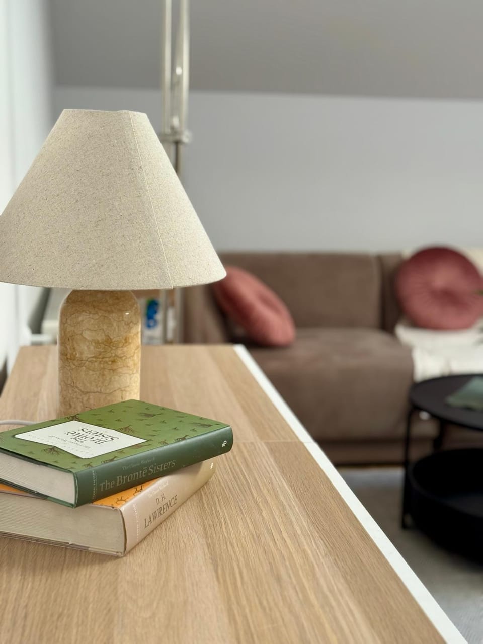 Library, Living room, Seating area