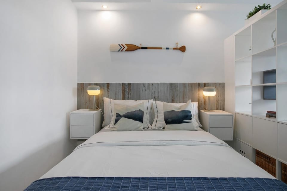 Living room, Bedroom