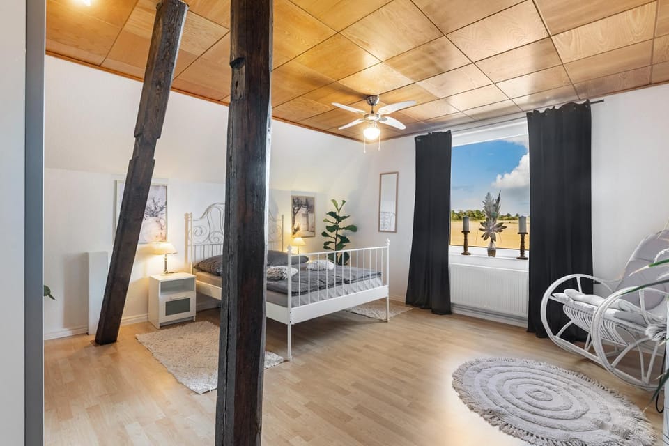 Living room, Bedroom