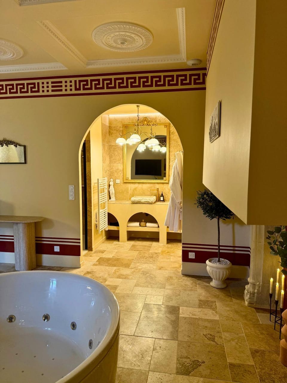 Hot Tub, Bathroom
