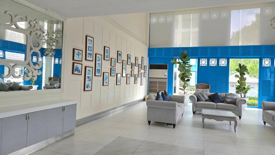 Property building, Communal lounge/ TV room, Living room, Seating area