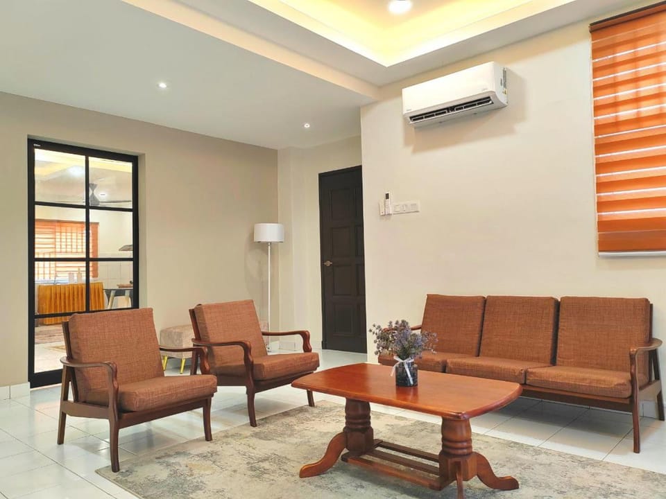 GRANDE MAISON 4 Near AFamosa Waterpark Fully Air Conditioned House in Negeri Sembilan, Malaysia