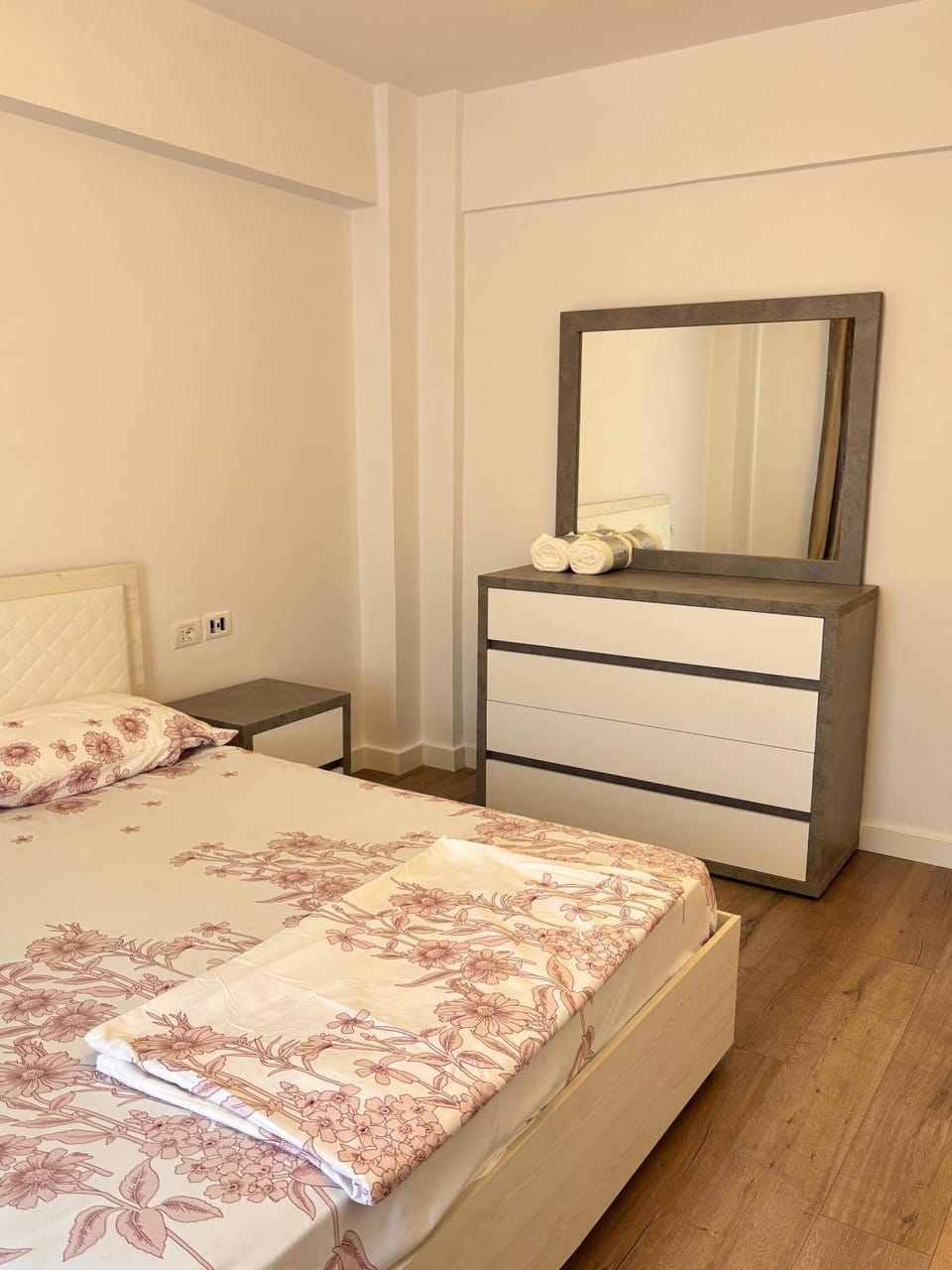 Bed, Bedroom, wardrobe