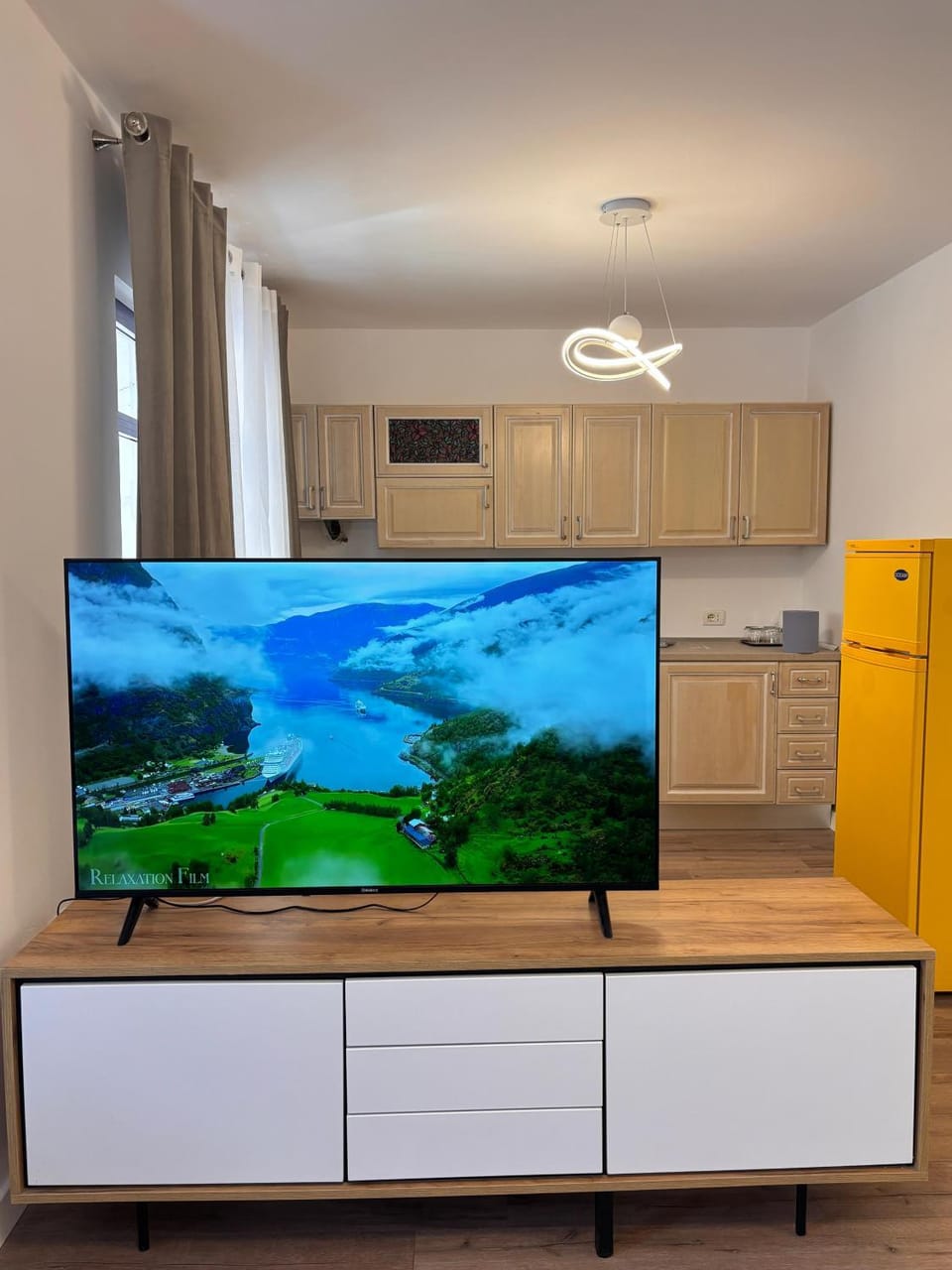Communal lounge/ TV room, TV and multimedia, Kitchen or kitchenette, Evening entertainment, oven