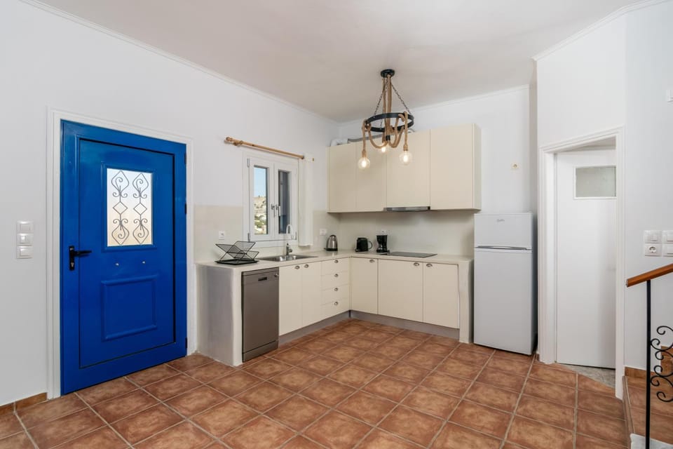 Aphrodite's Child Milos Maisonette House in Milos