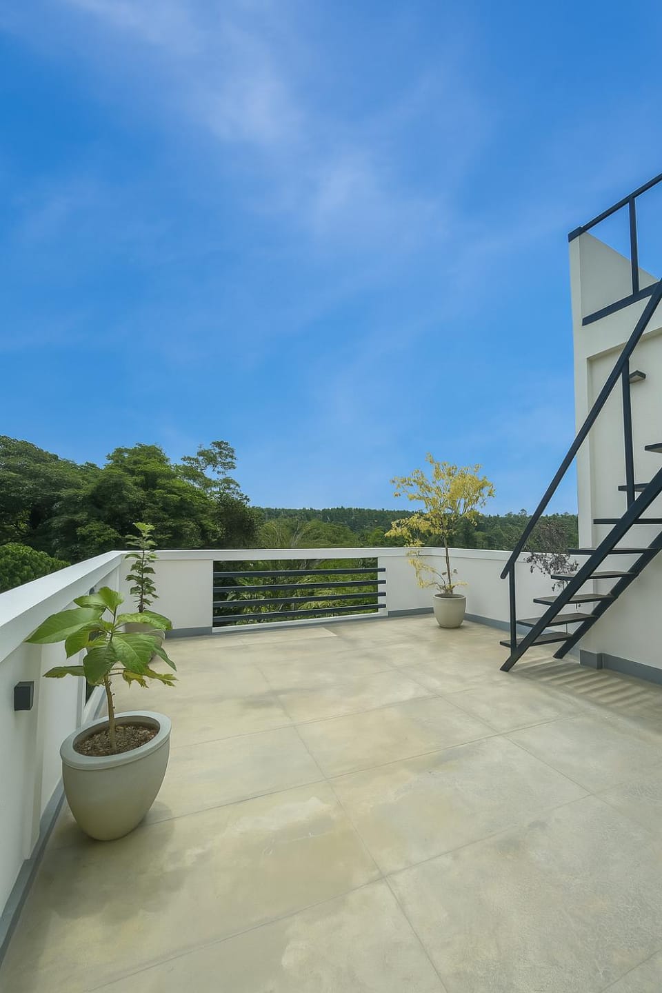 View (from property/room), Balcony/Terrace, Garden view