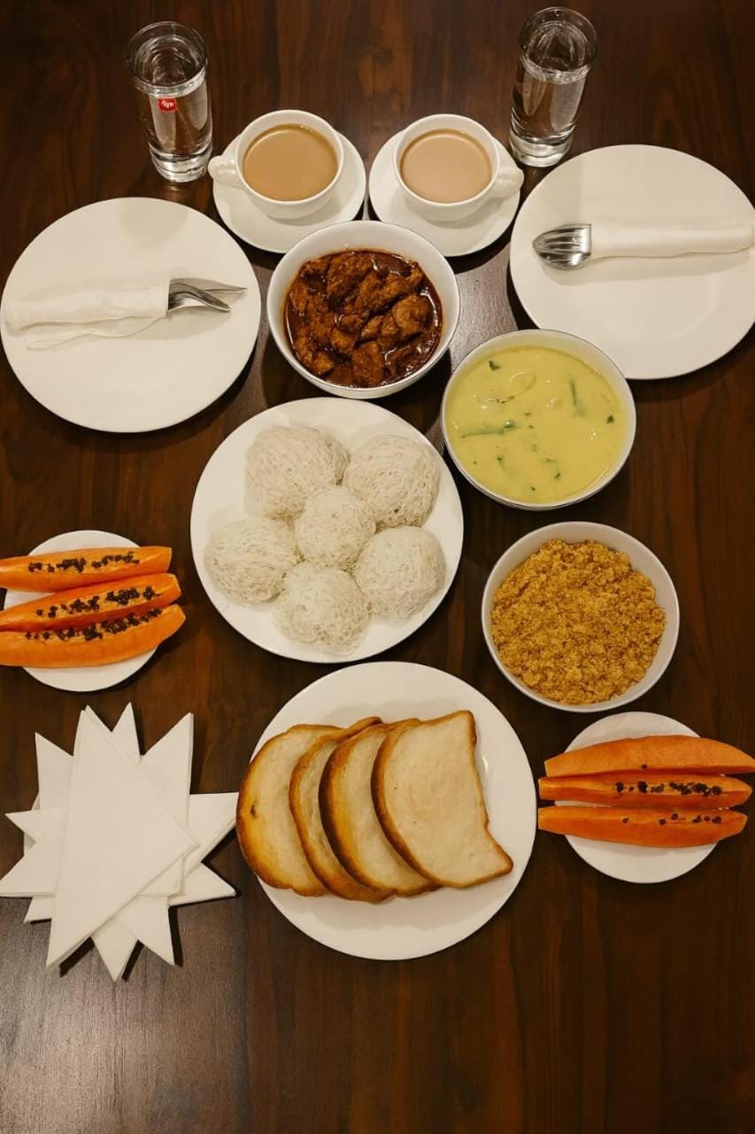 Food and drinks, Food, Breakfast, Drinks