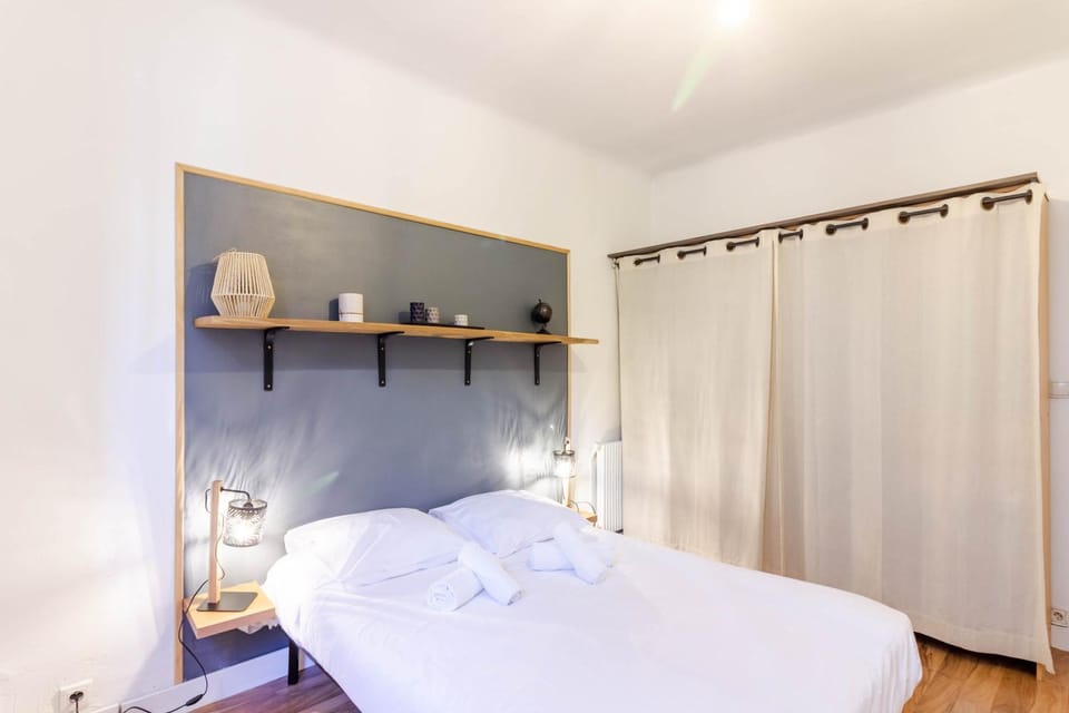 Living room, Bedroom
