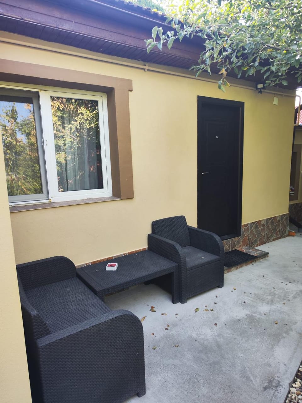 Day, Garden, Seating area, Garden view